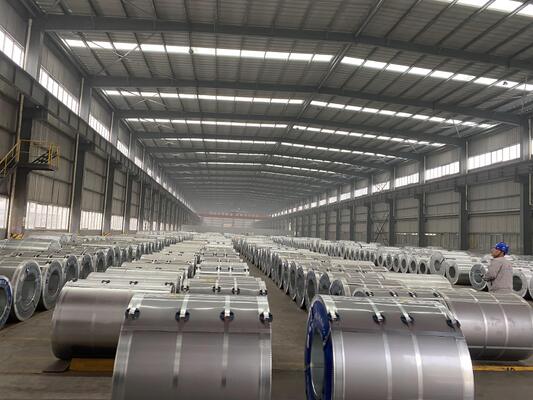 0.6m Width DX51 SPCC Grade Galvanized Steel Coils Hot Dipped RAL Color